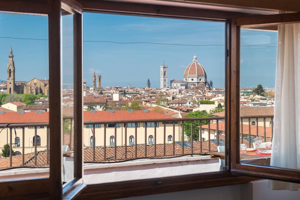 Roommo Lungarno Florenz Exterior foto