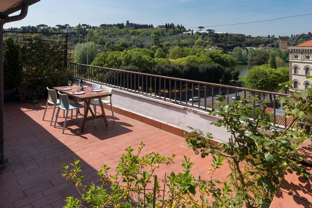 Roommo Lungarno Florenz Exterior foto