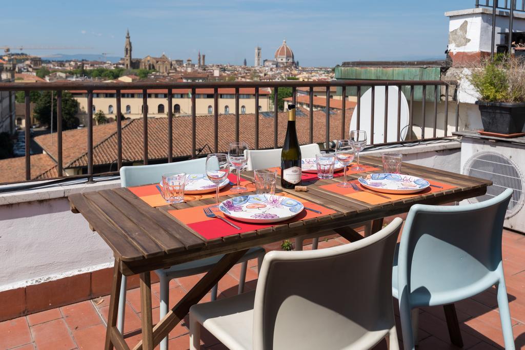 Roommo Lungarno Florenz Exterior foto