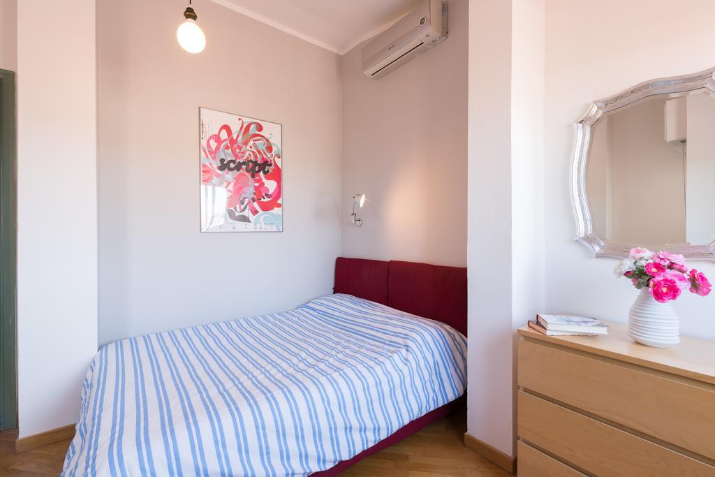 Roommo Lungarno Florenz Exterior foto