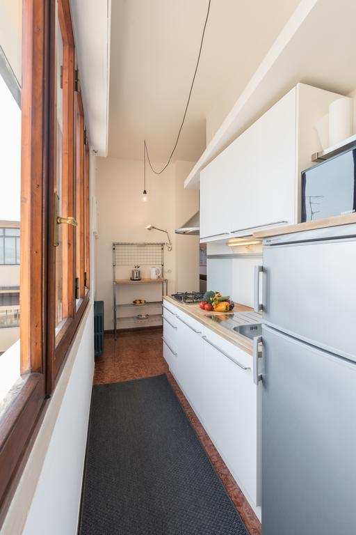 Roommo Lungarno Florenz Exterior foto